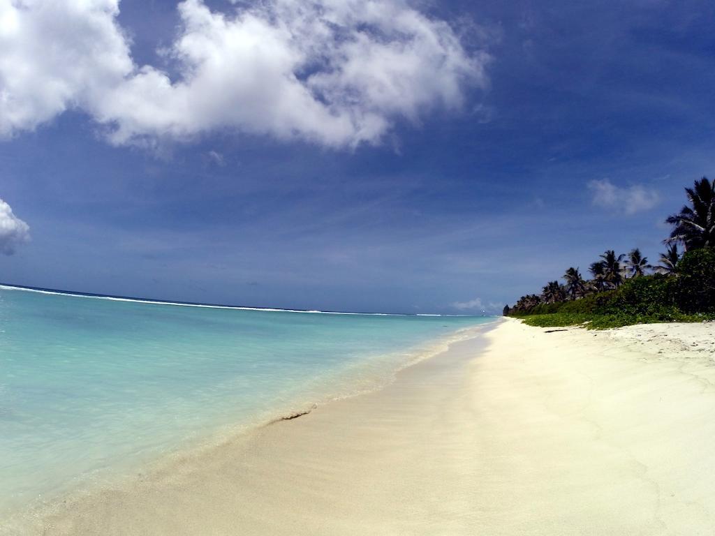 Airport Beach Hotel هولهومالي المظهر الخارجي الصورة