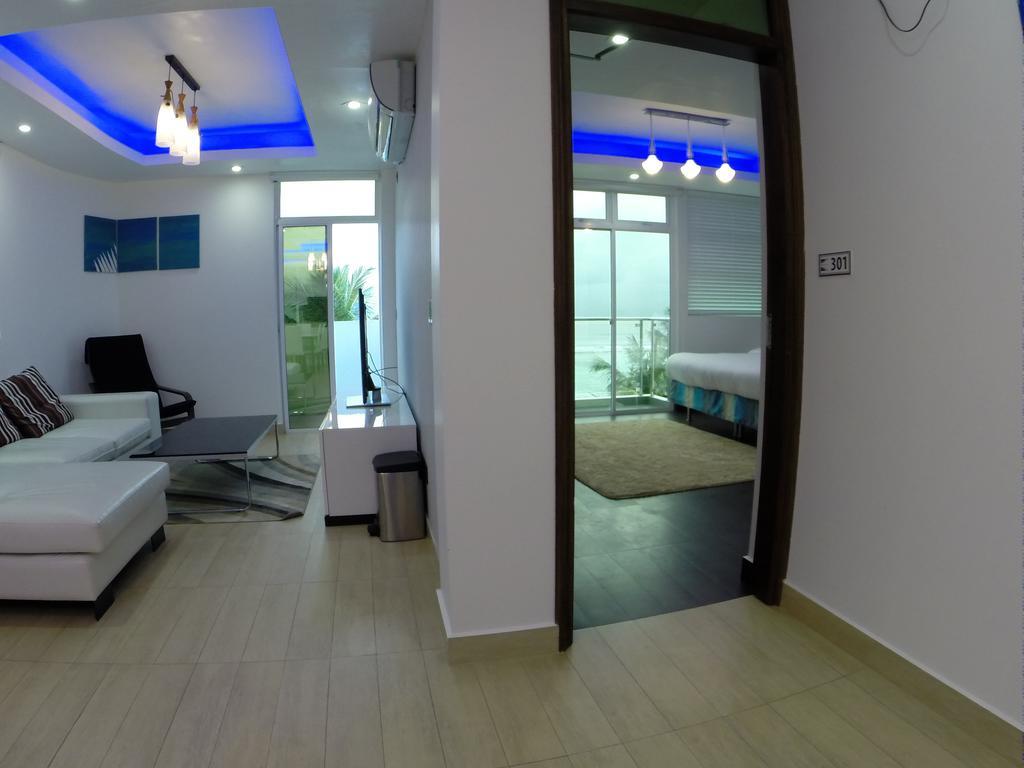 Airport Beach Hotel هولهومالي المظهر الخارجي الصورة
