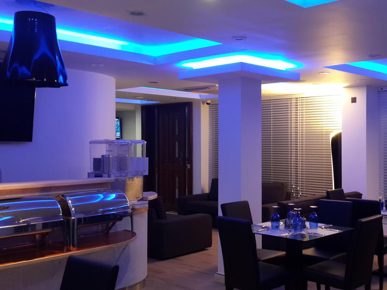 Airport Beach Hotel هولهومالي المظهر الخارجي الصورة