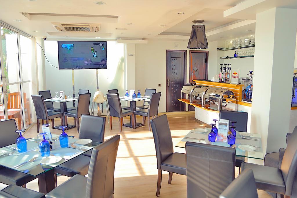 Airport Beach Hotel هولهومالي المظهر الخارجي الصورة