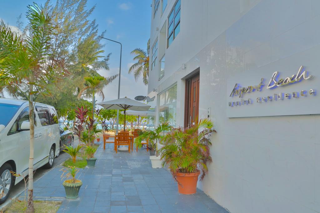 Airport Beach Hotel هولهومالي المظهر الخارجي الصورة